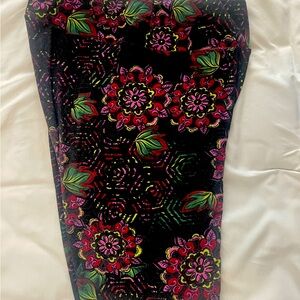 LuLaRoe Tall and curvy leggings